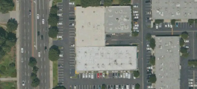 Multi-Tenant Warehouse with Loading Door