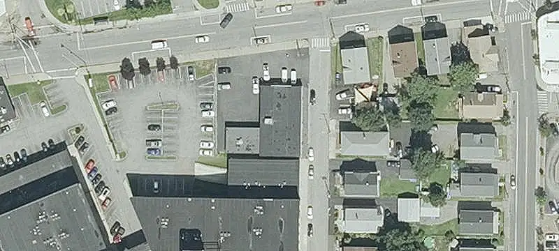 Freestanding Retail Building