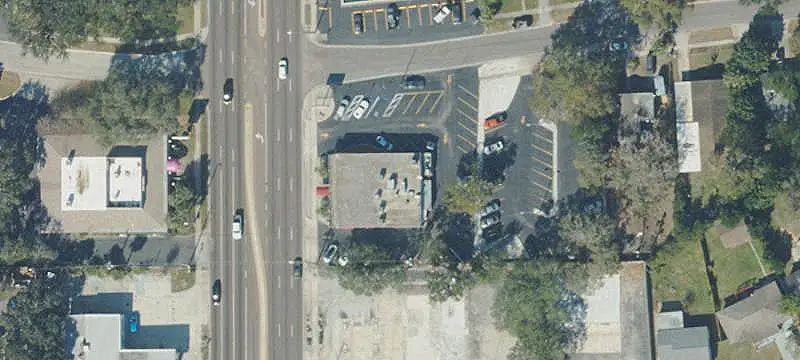 10-Unit Apartment Building