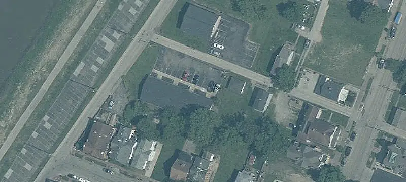 8-Unit Apartment Building
