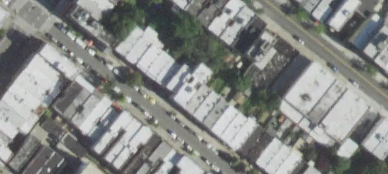 8-Unit Brick Apartment Building