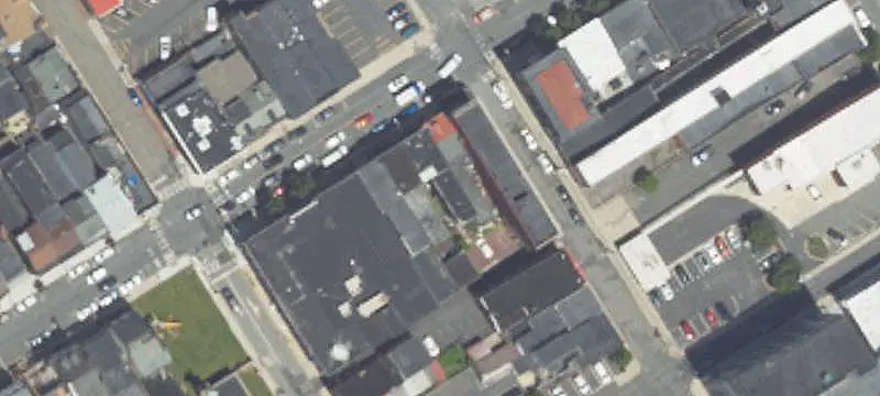 Restaurant with R Liquor License