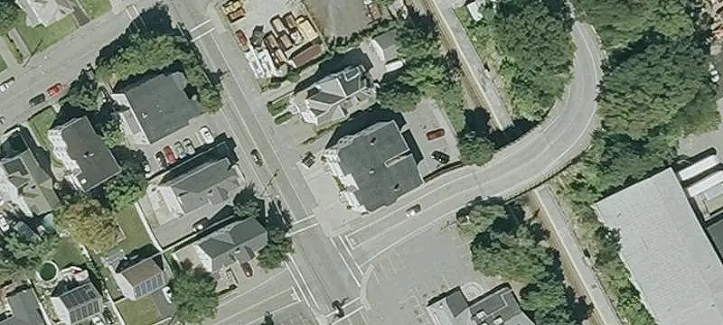 9-Unit Apartment Building