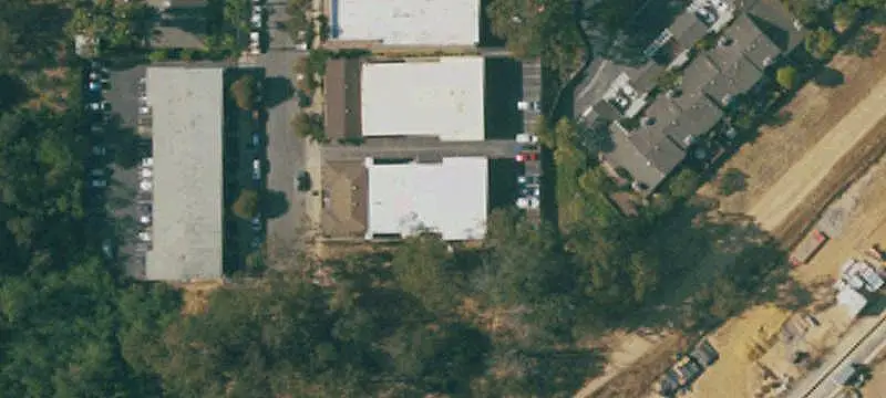 14-Unit Apartment Building