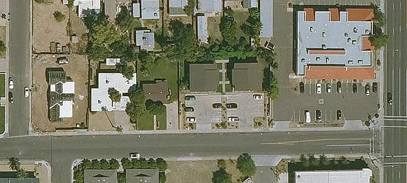 4-Unit Apartment Building
