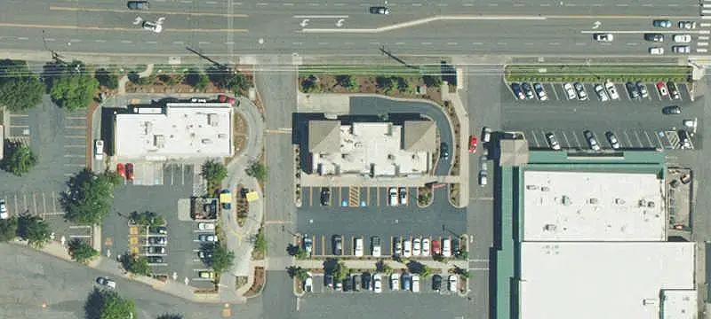 Three-Tenant NNN Retail Center