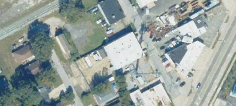 Industrial Flex Building with Fenced Yard