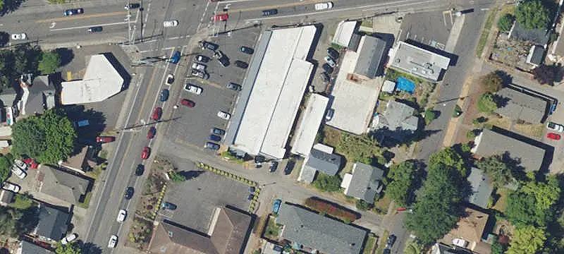 8-Unit Mixed-Use Property
