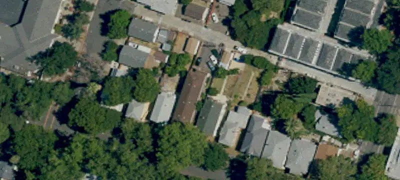 8-Unit Apartment Building