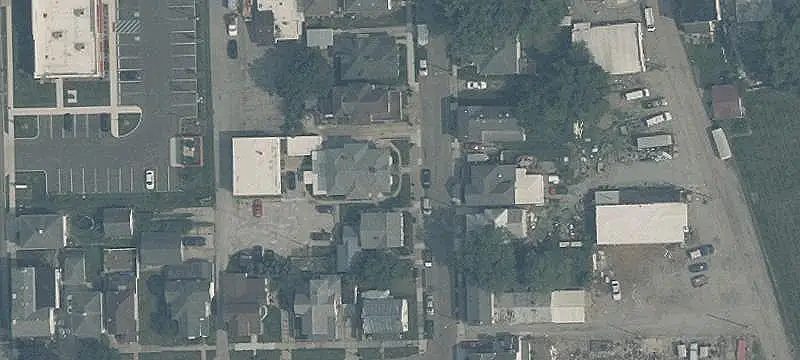 10-Unit Apartment Building
