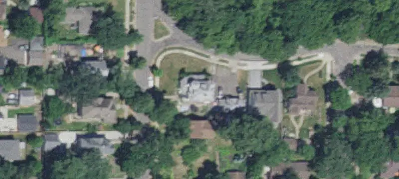 32-Unit Apartment Building with Underground Parking
