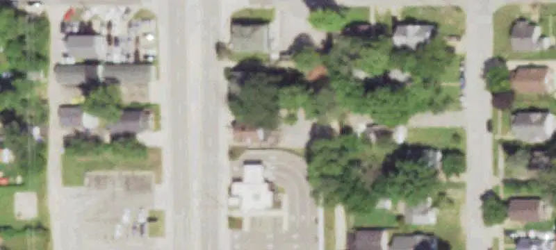 Mixed-Use Property with Apartment