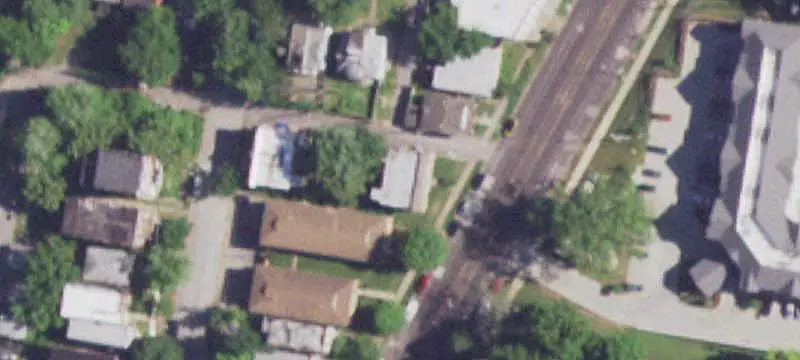 4-Unit Apartment Building