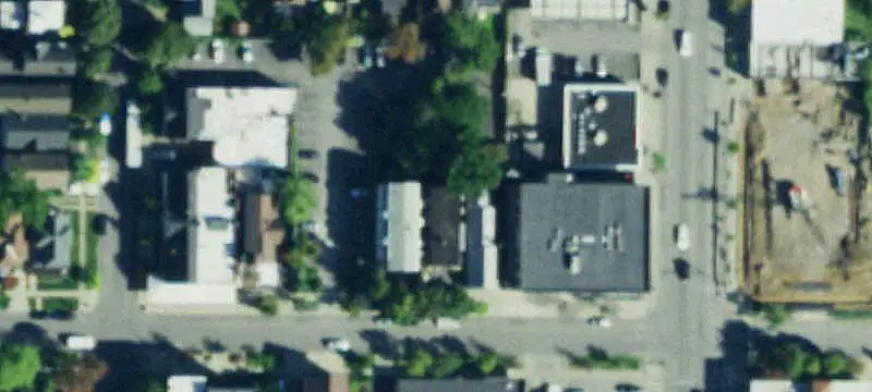 7-Unit Mixed-Use Building