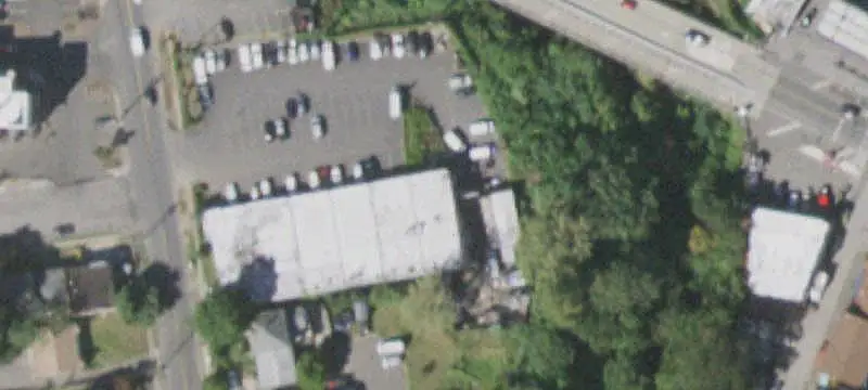 In-Line Storefront with Parking