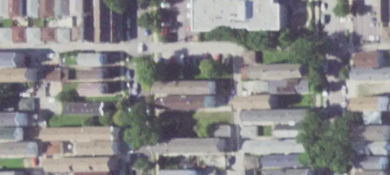4-Unit Apartment Building with Extra Lot