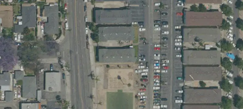 10-Unit Apartment Building