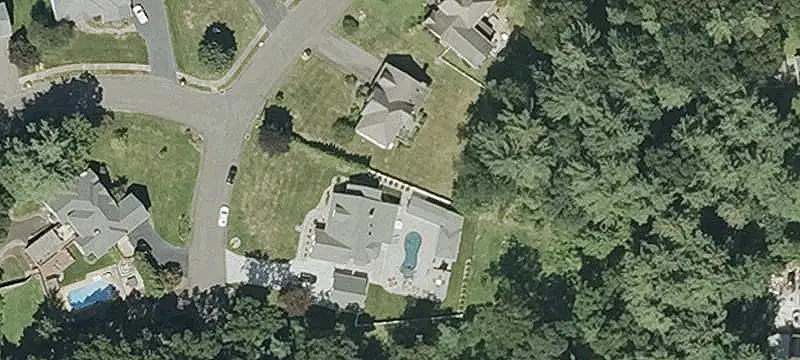 Garage-Bay Flex Space