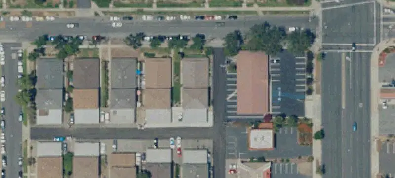Adjacent 8-Unit Quadplexes