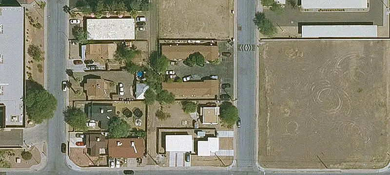 10-Unit Apartment Building