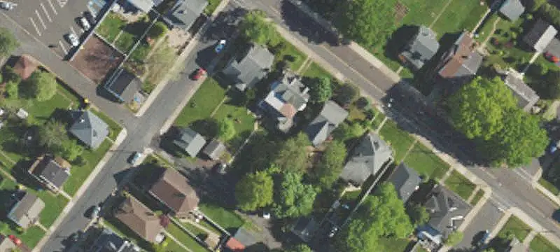 Brick Duplex with Separate Utilities