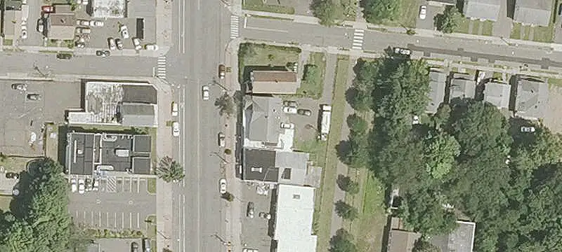 6-Unit Mixed-Use Property