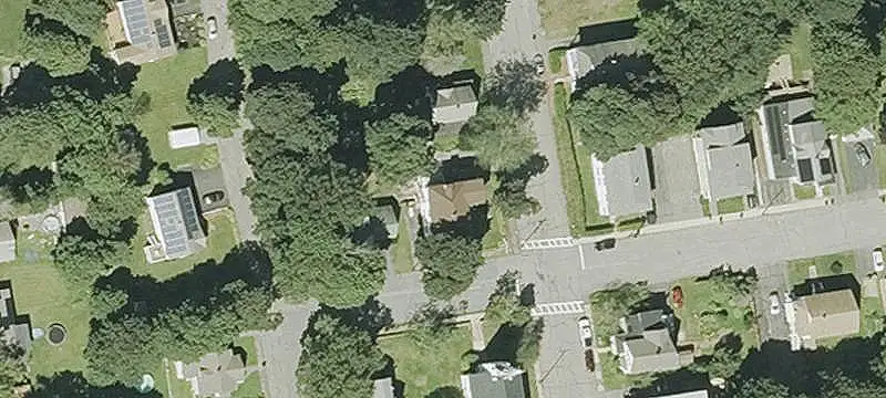 Duplex with Two Three-Bedroom Units