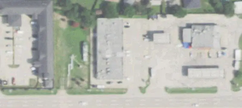 Multi-Tenant Shopping Center