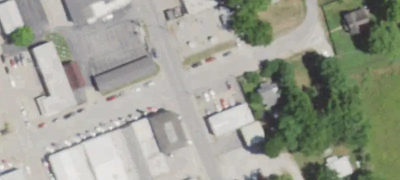 Gravel-Surfaced Commercial Land
