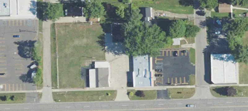 Freestanding Warehouse with Office