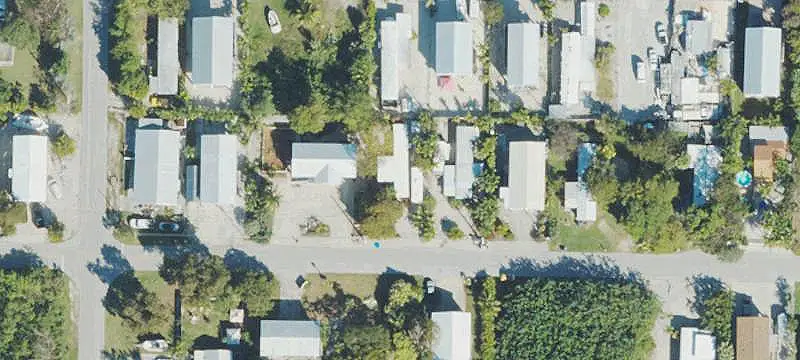 Commercial Land with Recognized Floor Area