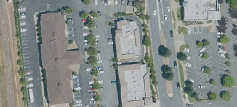 Starbucks-Anchored Retail Suites