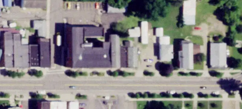 Storefront Building with Salon Layout