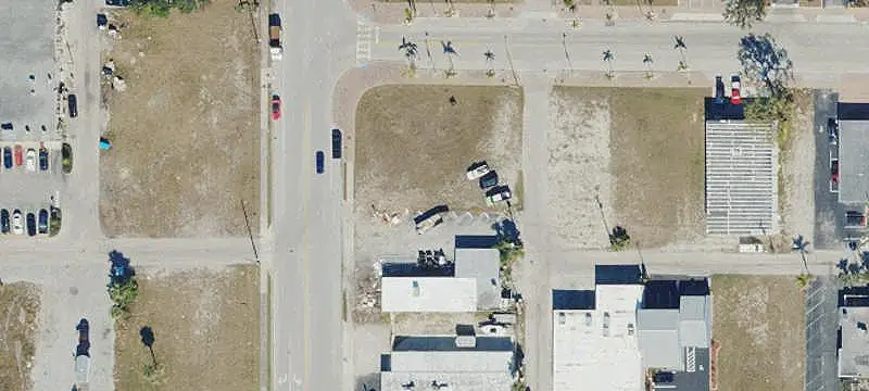 Three-Unit Gulf-Access Triplex