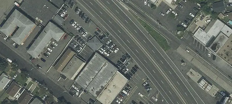 Highway-Frontage Specialty Property