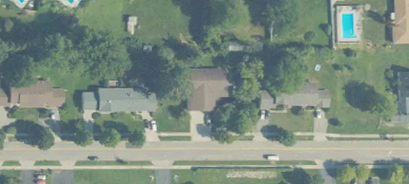 Duplex with Three-Stall Garage