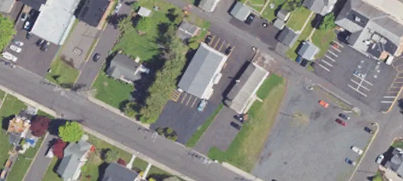 16-Unit Apartment Building