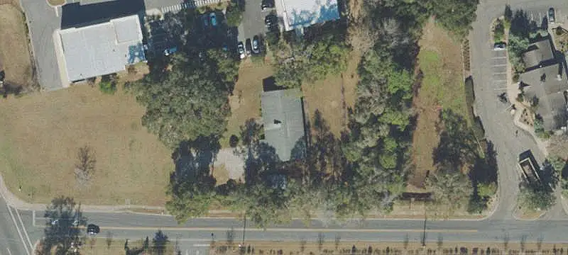 Commercial Land with Existing Structure