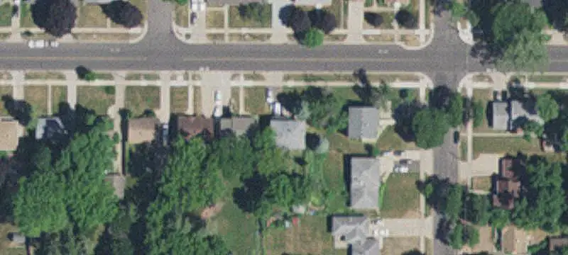 Duplex with Tandem Garage