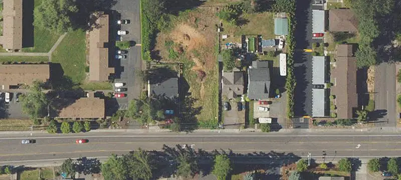 10-Unit Apartment Building