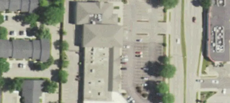 Multi-Tenant Shopping Center