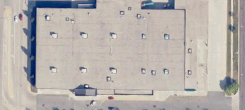 Retail Space in Shopping Center