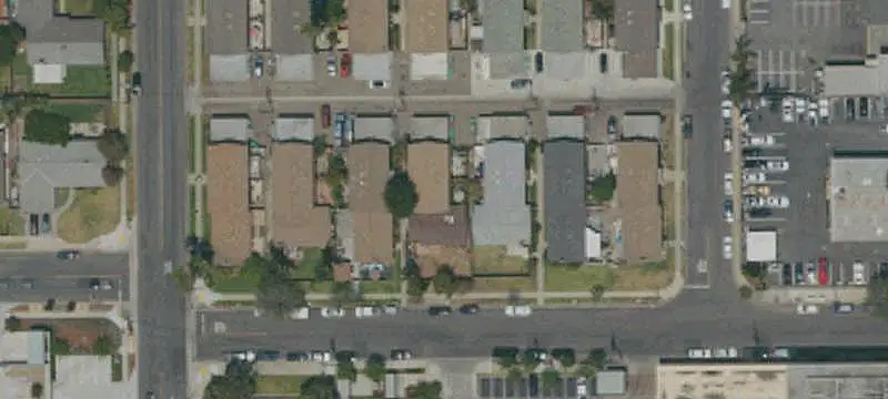 Three-Unit Triplex with Garages