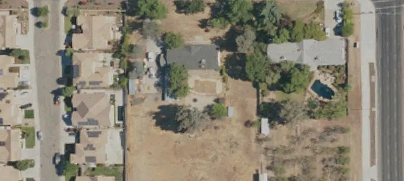 Commercial Land