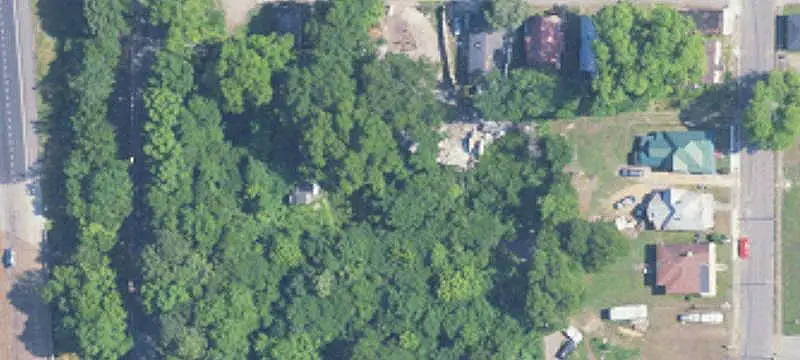 Commercial Land