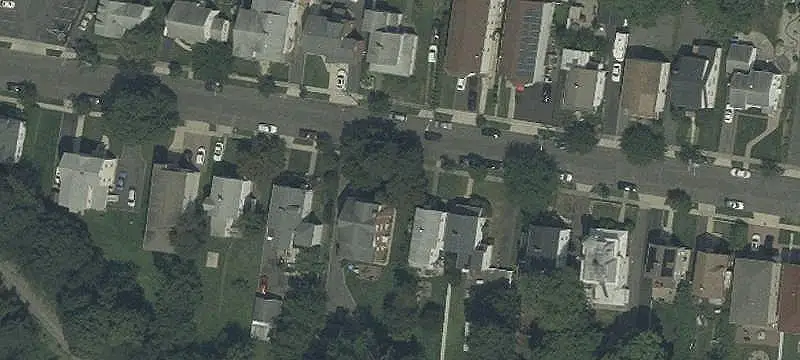 3-Unit Triplex with Garage