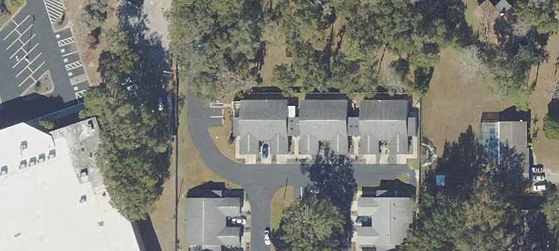 End-Unit Residential Income Property