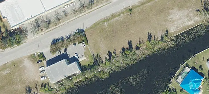 Commercial Land with Canal Frontage