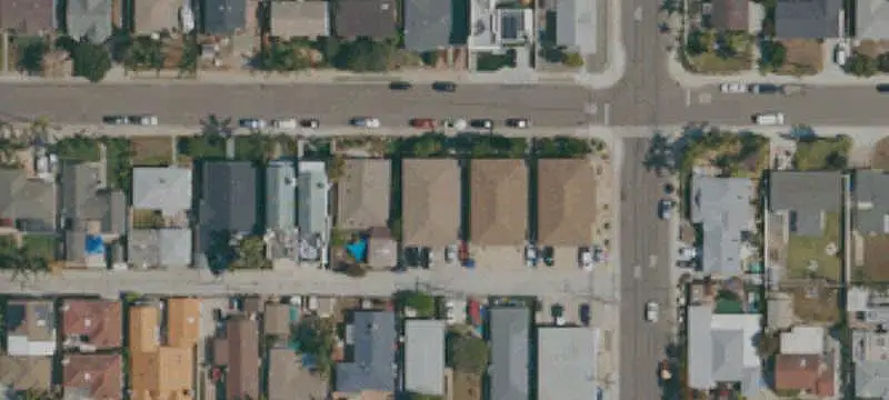 5-Unit Coastal Apartment Building
