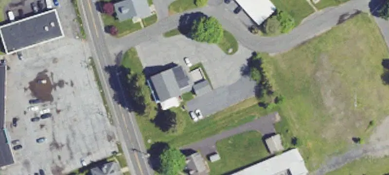 Three-Suite Mixed-Use Property